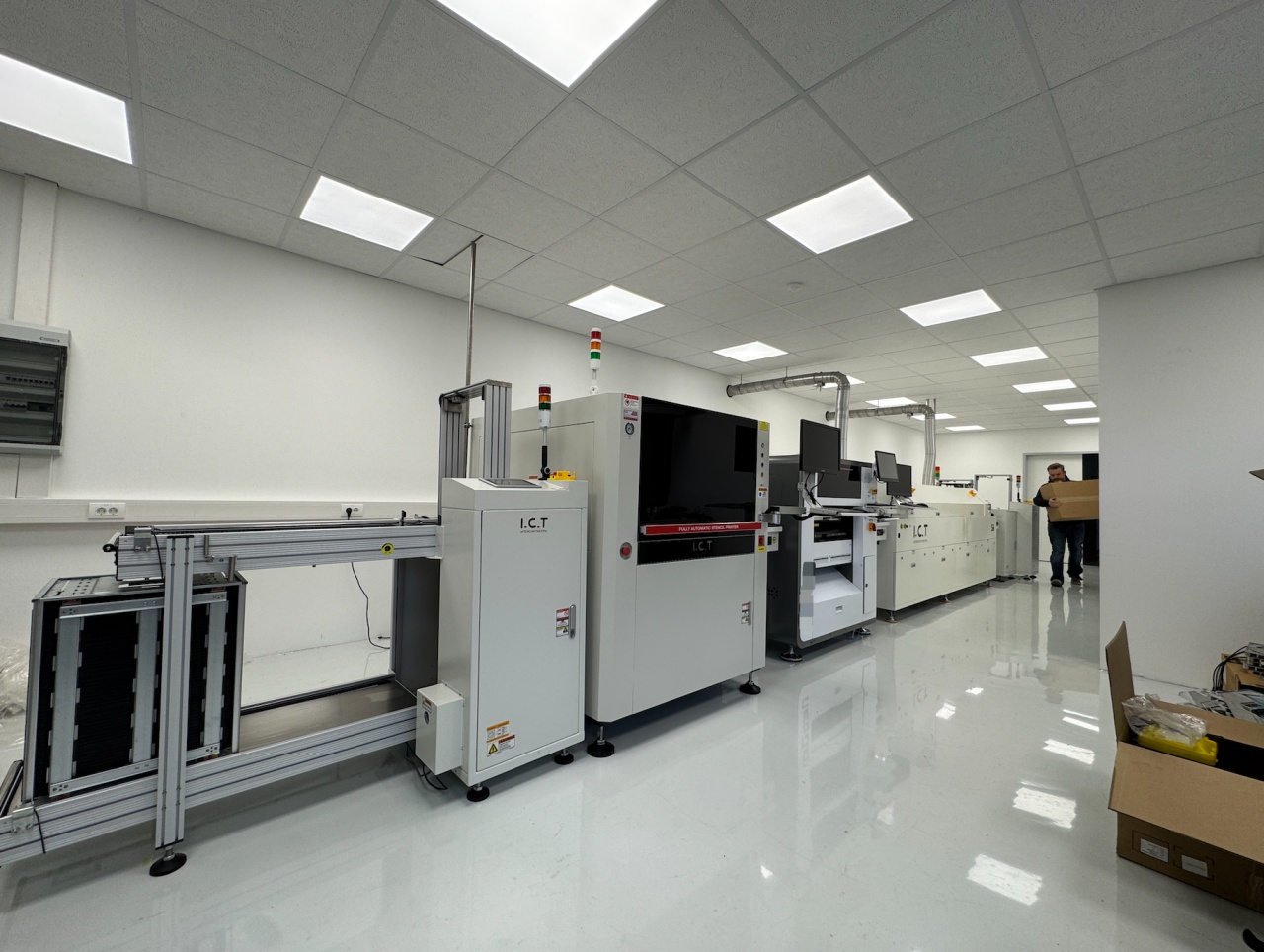 TIC SMT Ligne compl&egrave;te-1.jpg