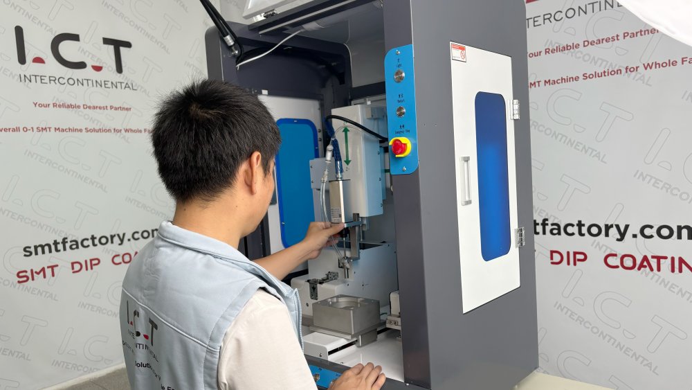 Robot de vissage SCR300.jpg