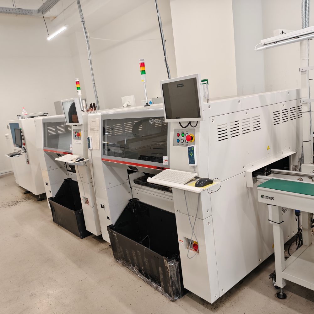 SM485P | Samsung a utilisé une machine de prélèvement et de placement automatique PCB SMT pour les feuilles