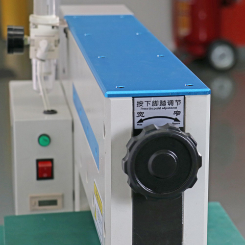 I.C.T | Machine de découpe automatique à guillotine en ligne PCB