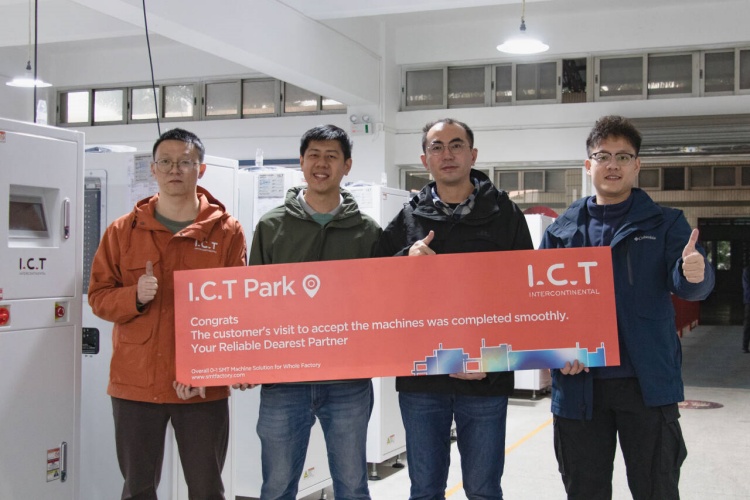 Les clients de Singapour visitent I.C.T