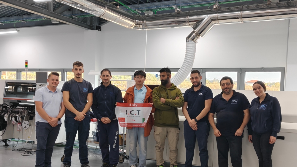 I.C.T LED Ligne de production de bandes en Italie 01.jpg